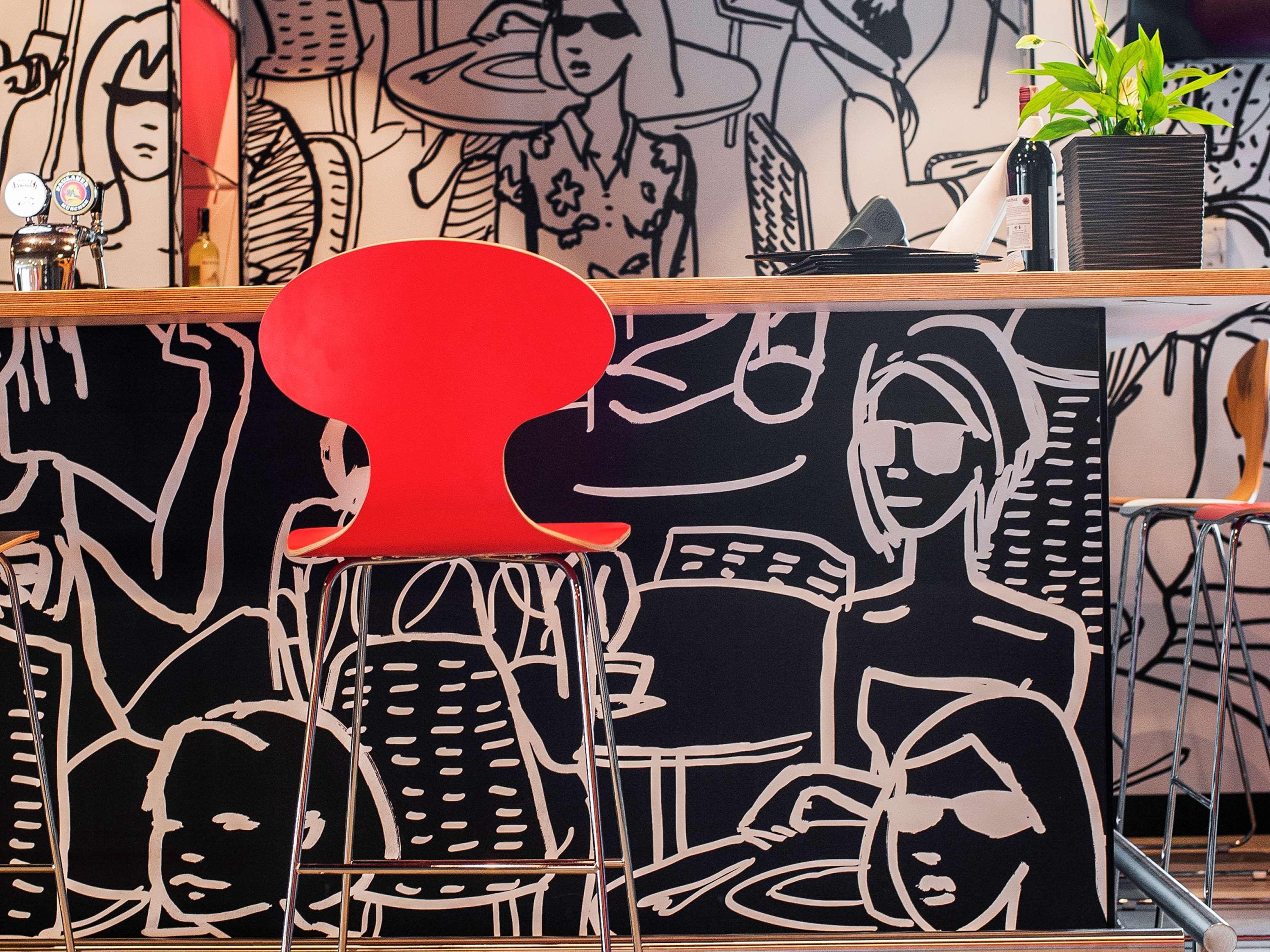 ホテル Ibis Poznan Polnoc スヒ・ラス エクステリア 写真